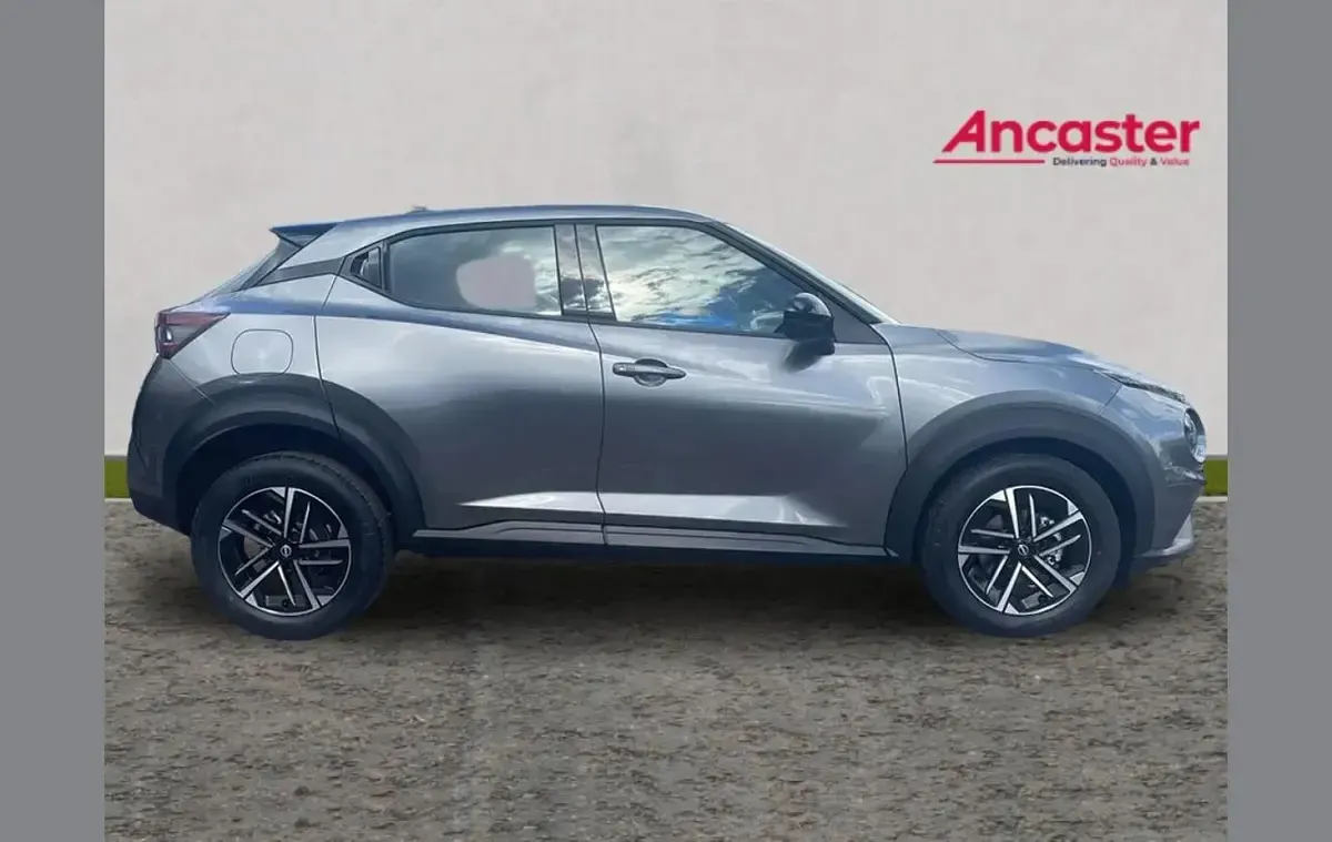 New Nissan Juke N-Connecta 114 HP (83 kW) 2026 Gun metallic grey SUV