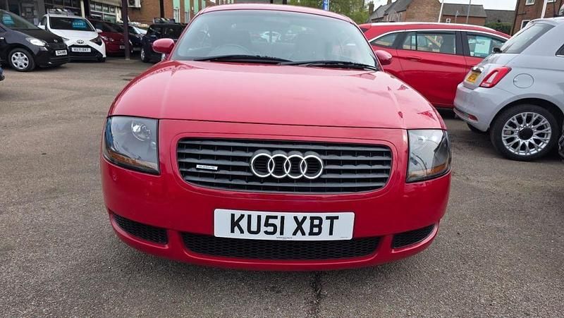 Używany Audi TT 225 KM (165 kW) 2001 Czerwony Coupe