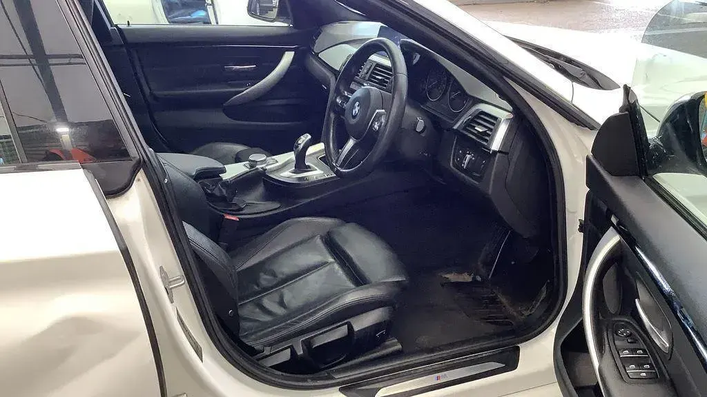 Begagnad BMW 420 M Sport 190 HK (139 kW) 2017 Vit Sportkupé