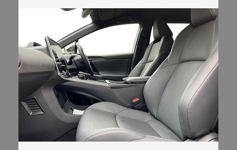 Used Toyota bZ4X 150 kW (204 HP) 2024 White SUV