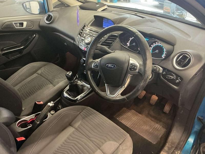 Used Ford Fiesta Titanium 2015 Blue Hatchback