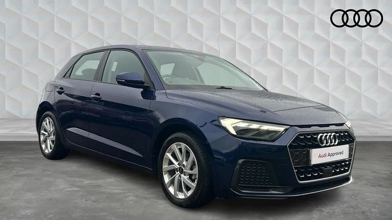 Used Audi A1 Sportback Sport 110 HP (80 kW) 2023 Navarra blue Hatchback