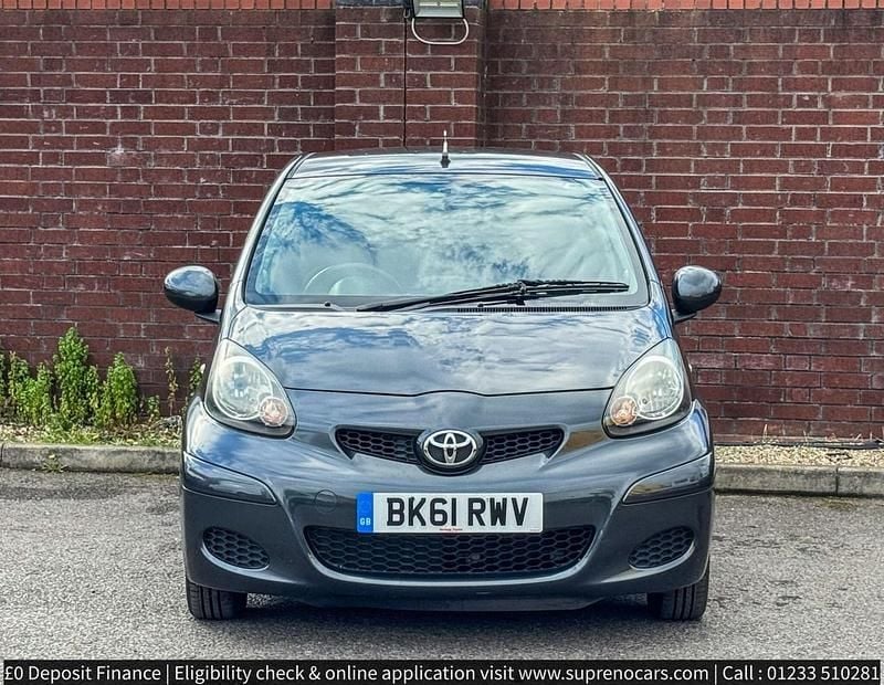 Used Toyota Aygo 68 HP (50 kW) 2011 Grey Hatchback