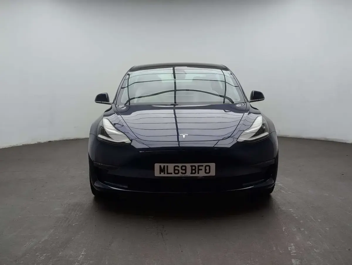 Used Tesla Model 3 Performance 461 kW (627 HP) 2019 Blue Sedan