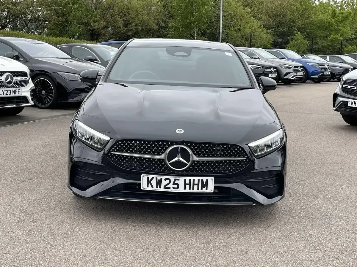Used Mercedes A180 Executive 136 HP (100 kW) 2025 Black Hatchback