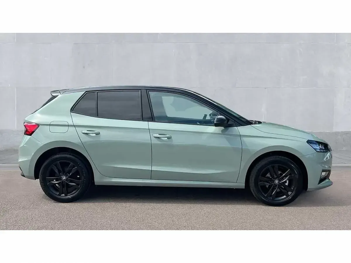 New Skoda Fabia Design Edition 95 HP (69 kW) 2026 Timiano green black magic pearl effect Hatchback