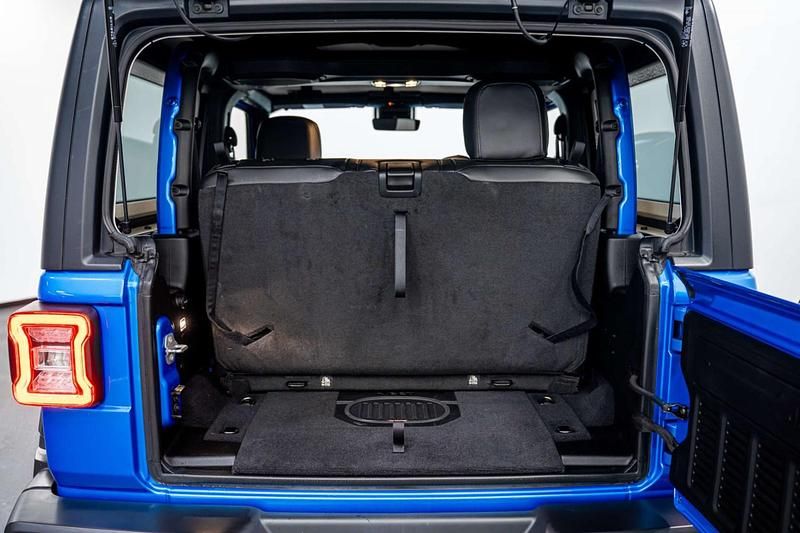 Used Jeep Wrangler Rubicon 272 HP (200 kW) 2022 Hydro blue pearl coat SUV