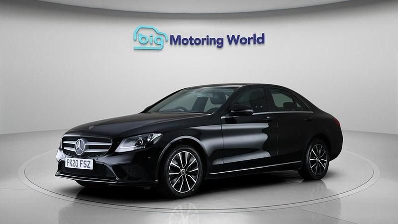 Used Mercedes C180 SE 156 HP (114 kW) 2020 Black Sedan