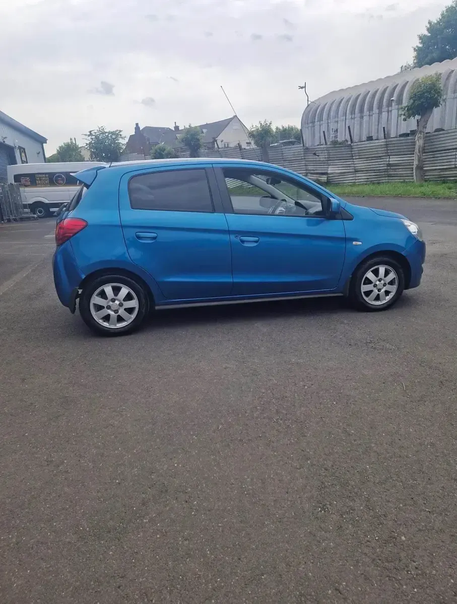 Used Mitsubishi Mirage 2014 Blue Hatchback