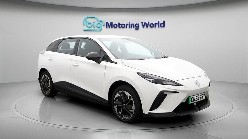 Used 2023 MG MG4 EV SE Hatchback | £14,108 (Fair price) - Image 1/4