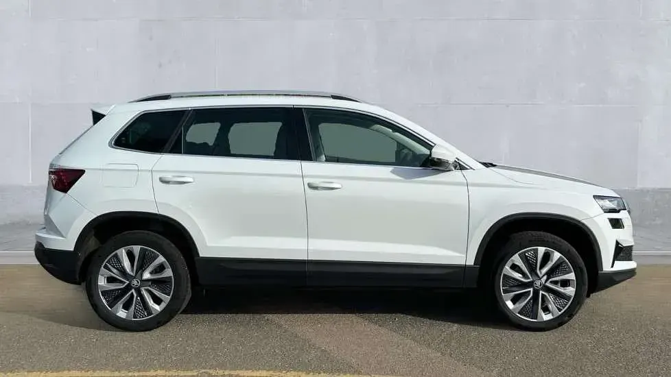 Used Skoda Karoq SE L 150 HP (110 kW) 2025 Moon white metallic SUV