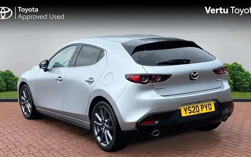 Used Mazda 3 Inclusive 122 HP (89 kW) 2020 Silver Hatchback