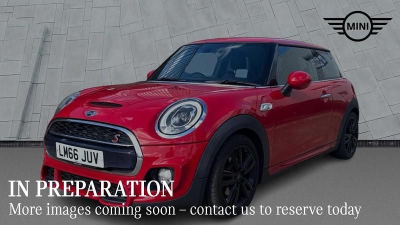 Used Mini Cooper S Hatch 207 HP (152 kW) 2016 Red Hatchback