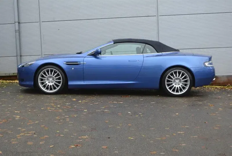 Used Aston Martin DB9 450 HP (330 kW) 2005 Blue
