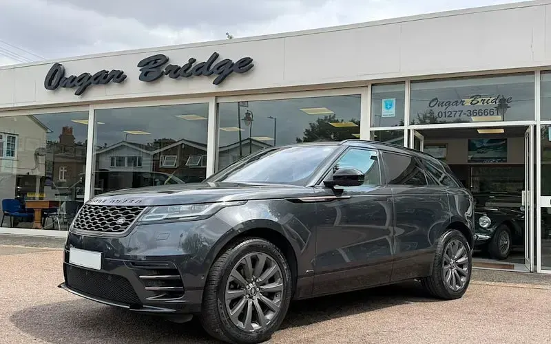 Used Land Rover Range Rover Velar SE Dynamic 179 HP (131 kW) 2020 SUV
