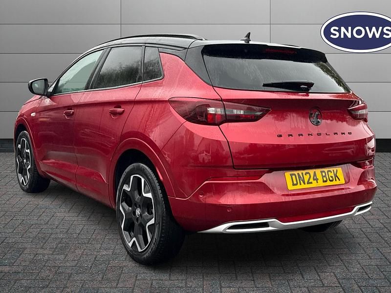 Used Vauxhall Grandland X Ultimate 130 HP (95 kW) 2024 Red SUV