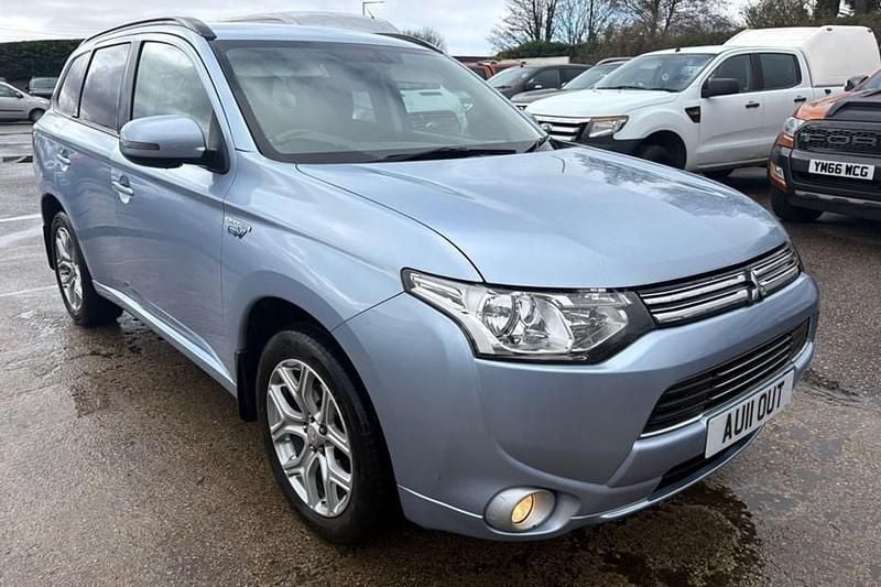 Used Mitsubishi Outlander P-HEV 2015