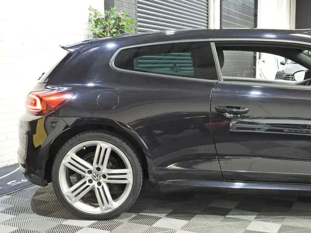 Used VW Scirocco R-line 180 HP (132 kW) 2015 Black Coupe