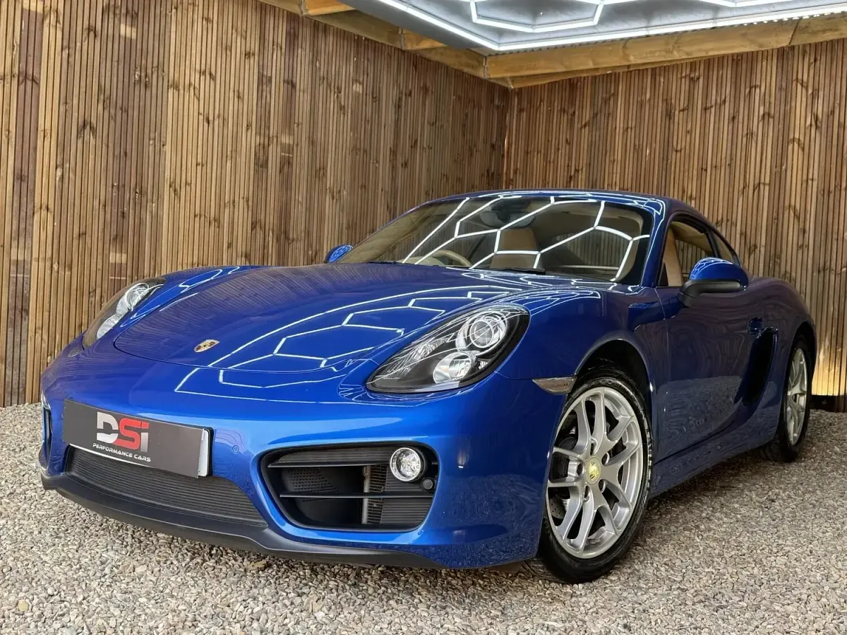 Used Porsche Cayman 275 HP (202 kW) 2016 Blue Coupe