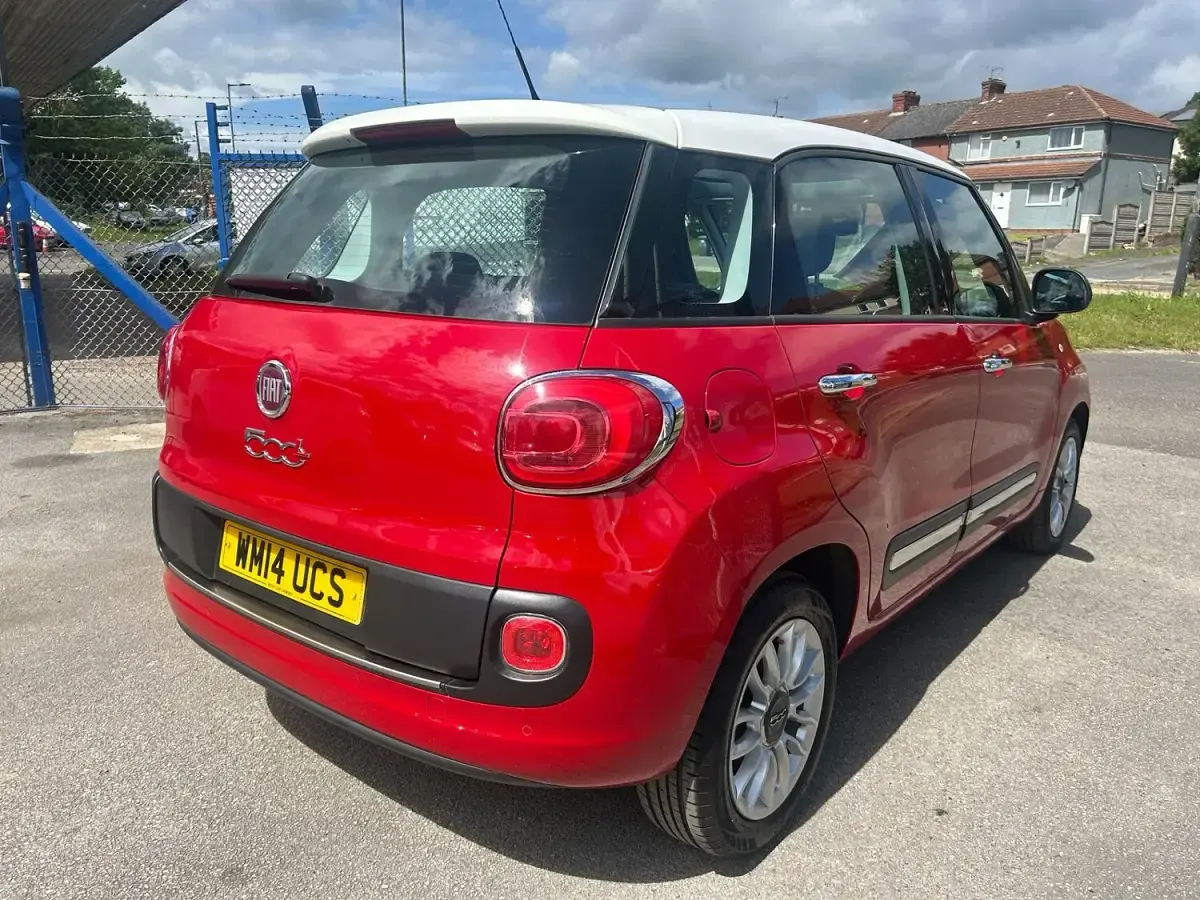Used Fiat 500L Lounge 2014 Red MPV