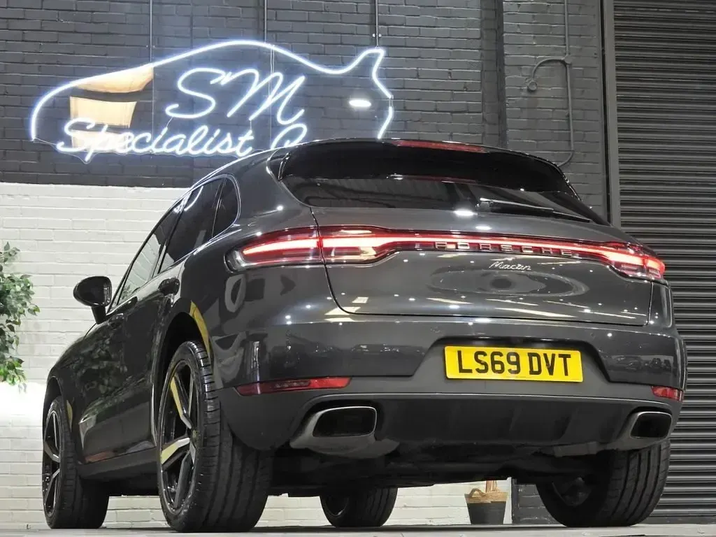 Usado Porsche Macan 252 HP (185 kW) 2019 Cinzento SUV