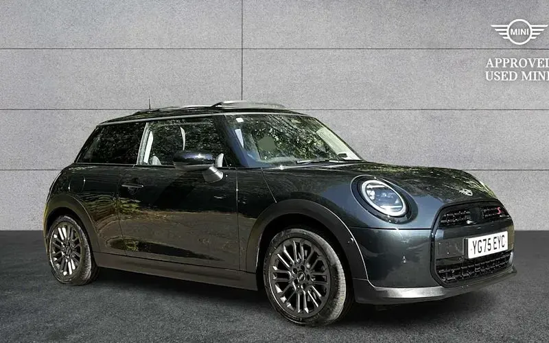 Used Mini Cooper Classic 150 kW (204 HP) 2025 Hatchback