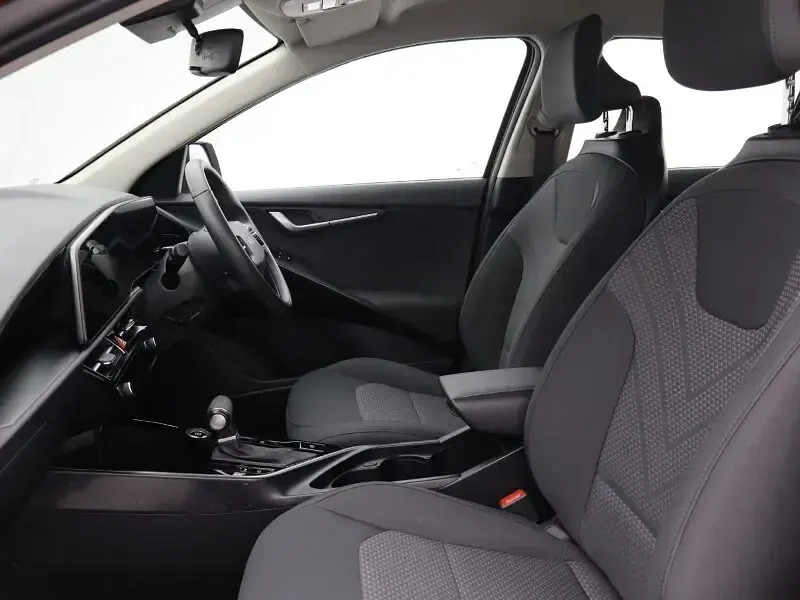 Used Kia Niro 2024 Red SUV
