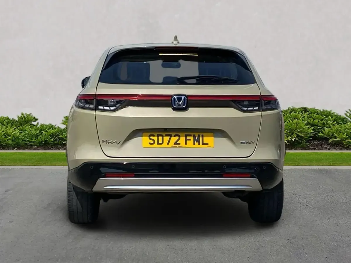 Used Honda HR-V Advance 131 HP (96 kW) 2022 Beige SUV