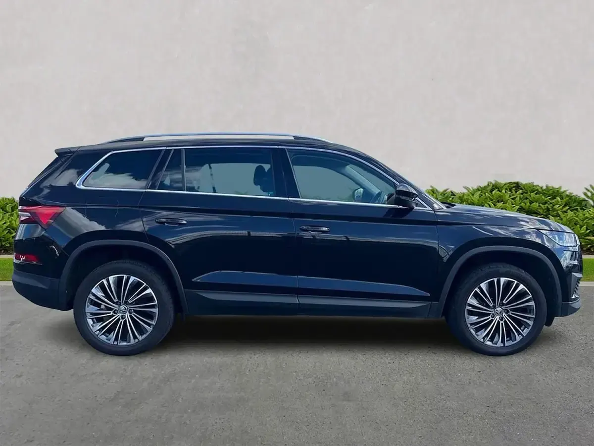 Used Skoda Kodiaq SE L Executive 150 HP (110 kW) 2023 Black SUV