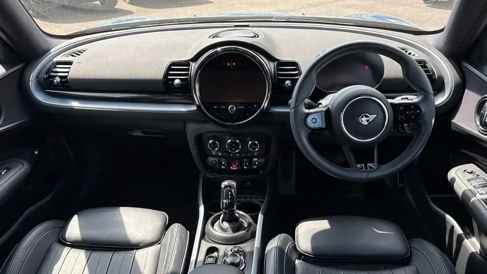 Used Mini Cooper Clubman Exclusive 134 HP (98 kW) 2024 Blue Estate
