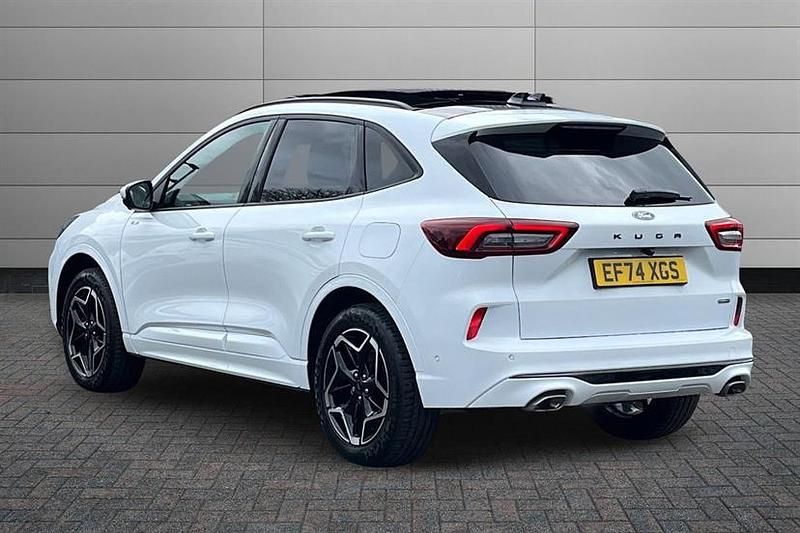 Used Ford Kuga ST-Line X 183 HP (134 kW) 2024 Frozen white SUV