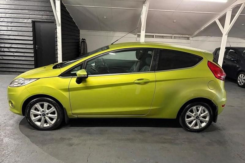 Used 2010 Ford Fiesta Zetec Hatchback | £2,000 (Super price) - Image 1/1