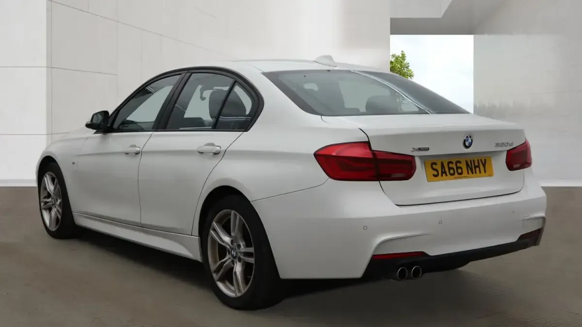 Begagnad BMW 320 M Sport 2016 Vit Sedan