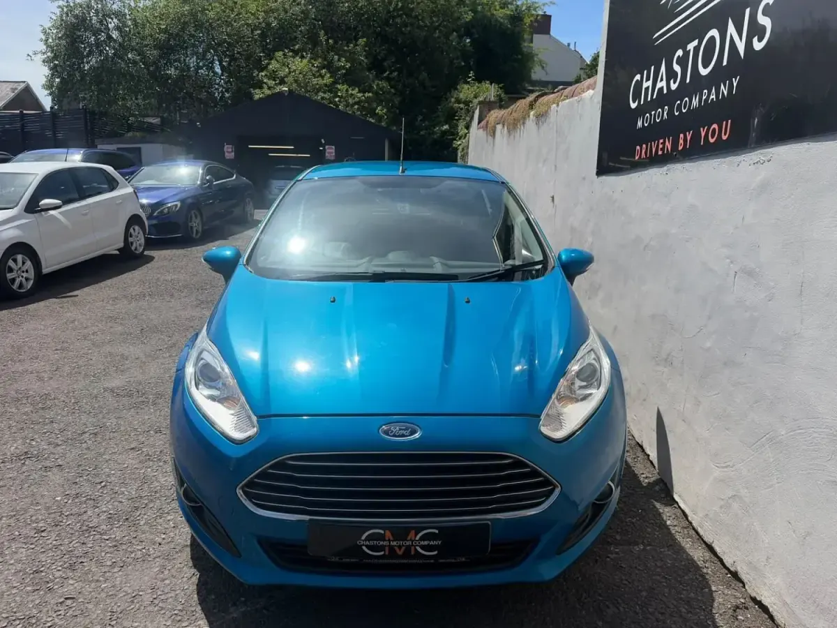 Used Ford Fiesta Zetec 2013 Blue Hatchback