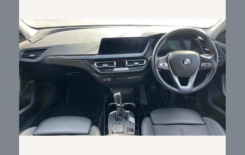 Used BMW 116 Sport Line 116 HP (85 kW) 2023 Grey Hatchback