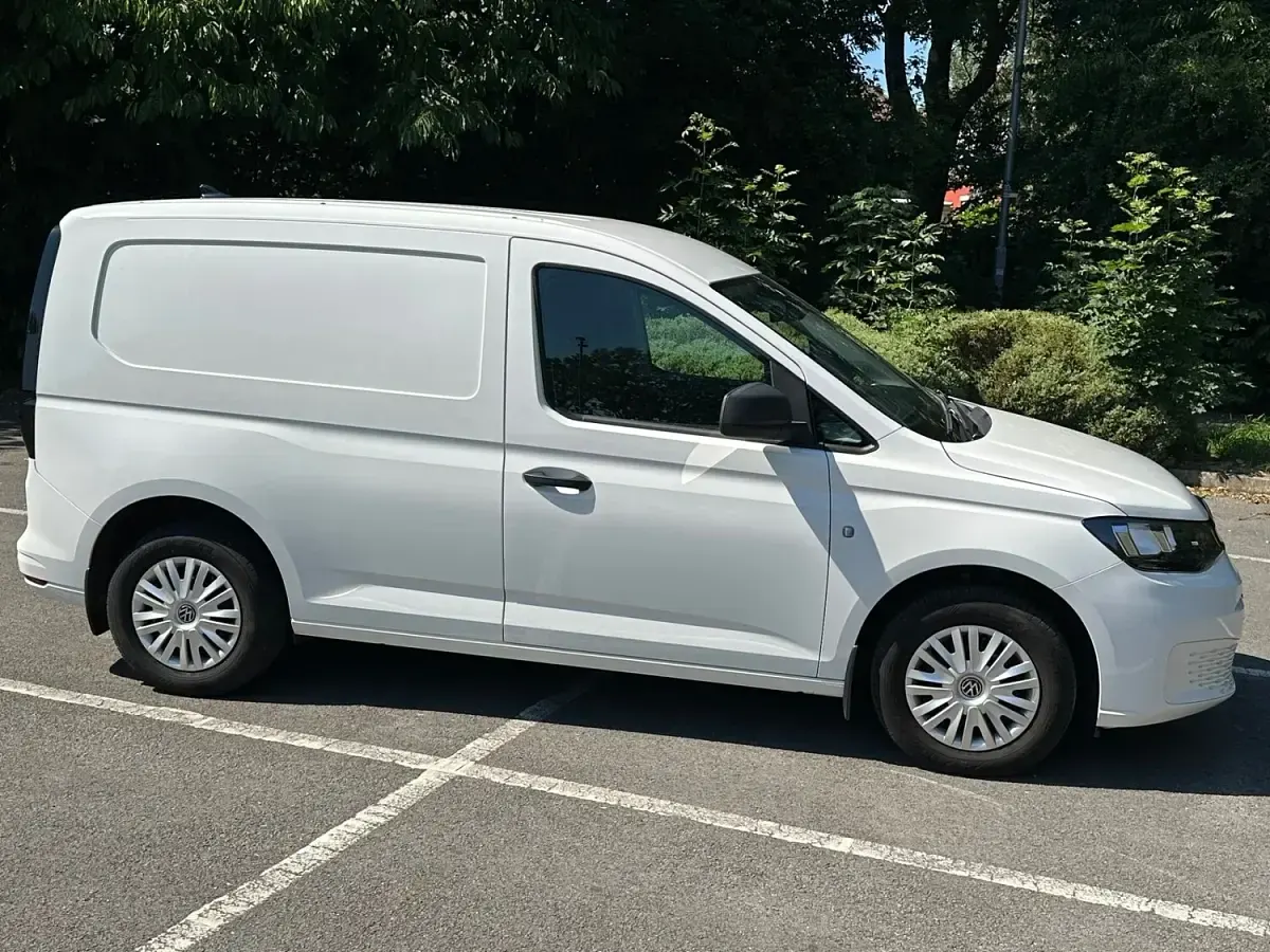 Used VW Caddy 102 HP (75 kW) 2023 White MPV