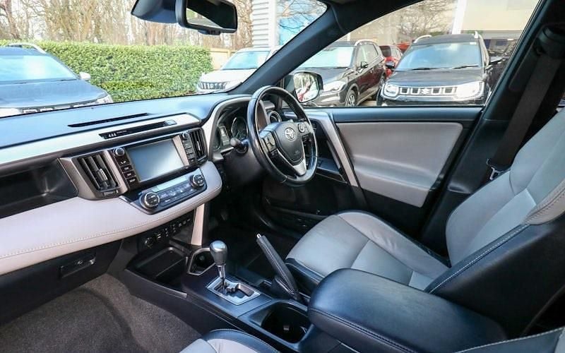 Used Toyota RAV4 197 HP (144 kW) 2016 Estate