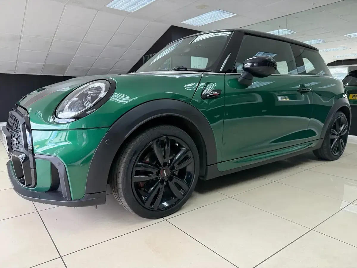 Used Mini Cooper S Sport 2021 Green Hatchback