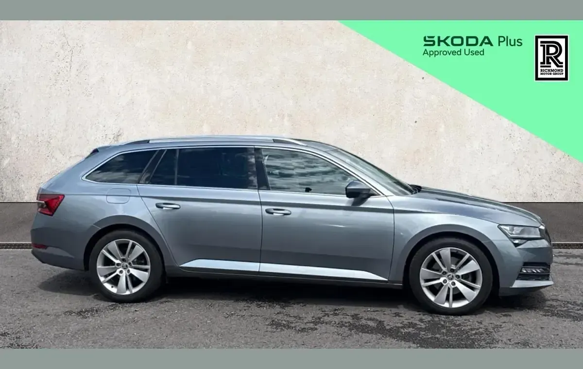 Used Skoda Superb SE L 214 HP (157 kW) 2020 Grey Estate