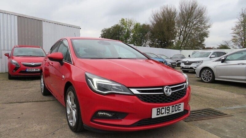 Red Used 2019 Vauxhall Astra SRi Hatchback | £5,695 (Super price) - Image 1/4