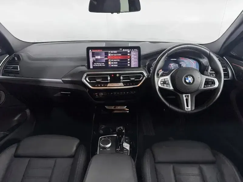 Begagnad BMW X3 Comfort Edition 335 HK (246 kW) 2024 Grå SUV
