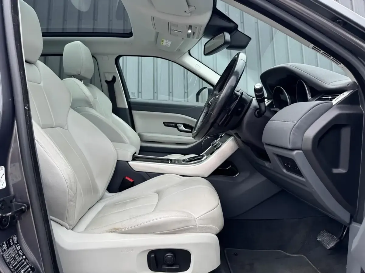 Used Land Rover Range Rover evoque SE 2016 Grey SUV
