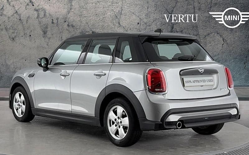 Used Mini Cooper Classic 136 HP (100 kW) 2022 Silver Hatchback