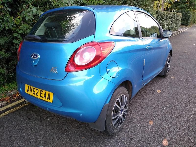 Used Ford Ka 69 HP (50 kW) 2012 Blue Hatchback