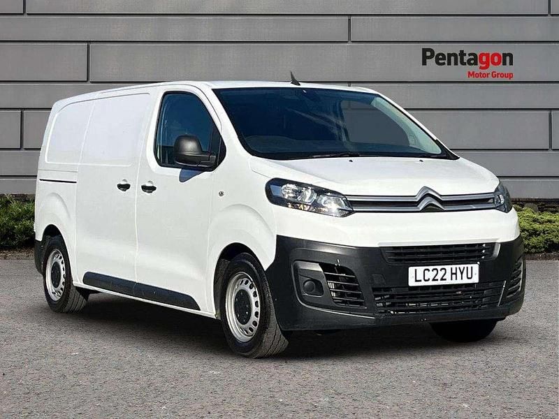 White Used 2022 Citroën Dispatch MPV | £16,552 (Expensive) - Image 1/4