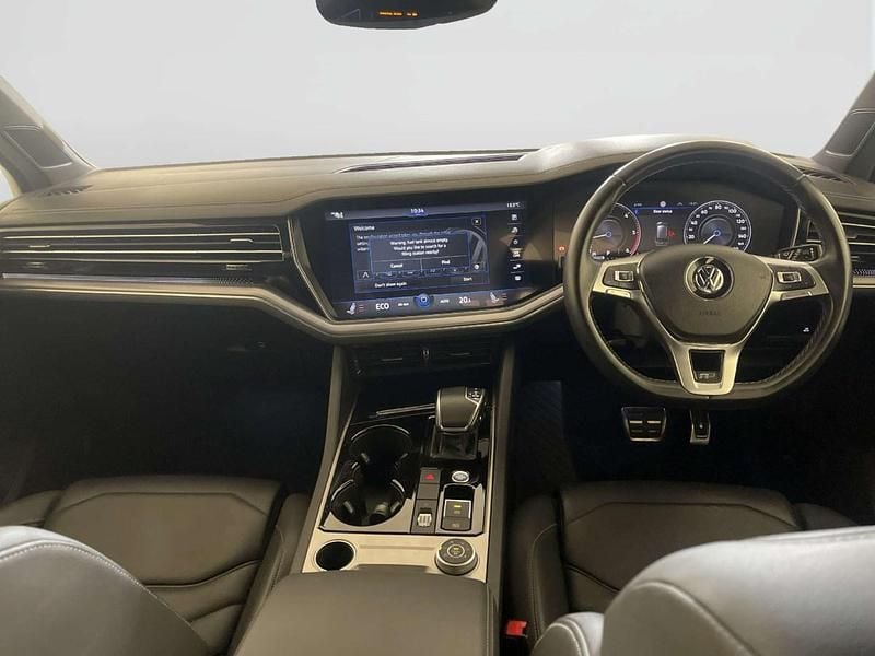 Used VW Touareg R-line 231 HP (169 kW) 2020 White SUV