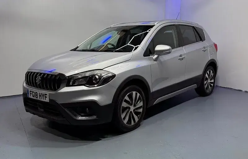 Used Suzuki SX4 SZ5 140 HP (102 kW) 2018 Silver Hatchback