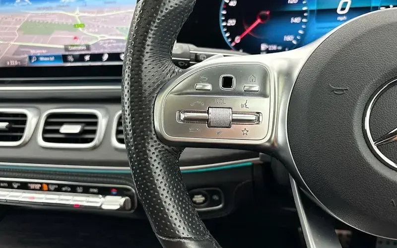 Used Mercedes GLE400 AMG Line Premium Plus 330 HP (242 kW) 2021 Blue SUV