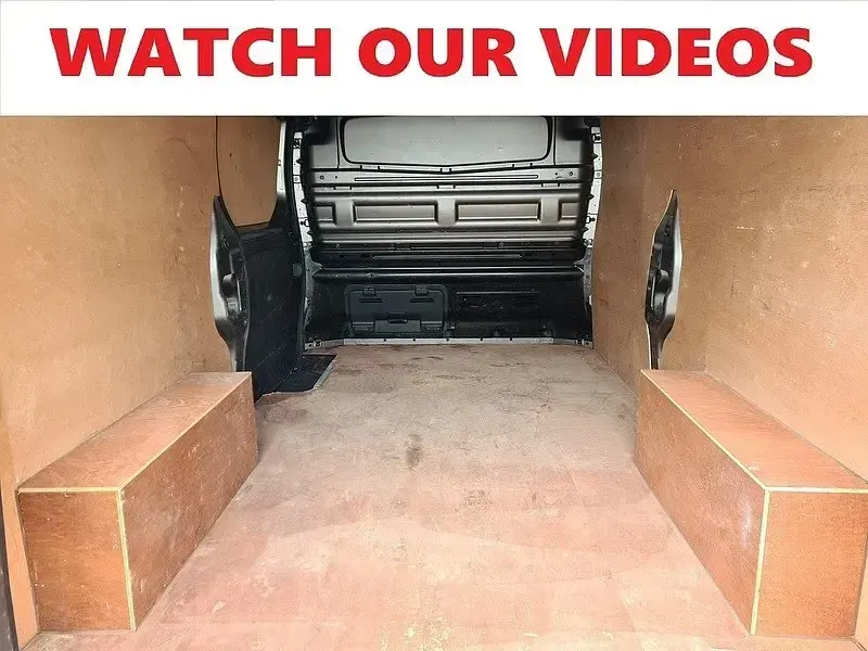 Używany Renault Trafic 120 KM (88 kW) 2018 Szary Minivan