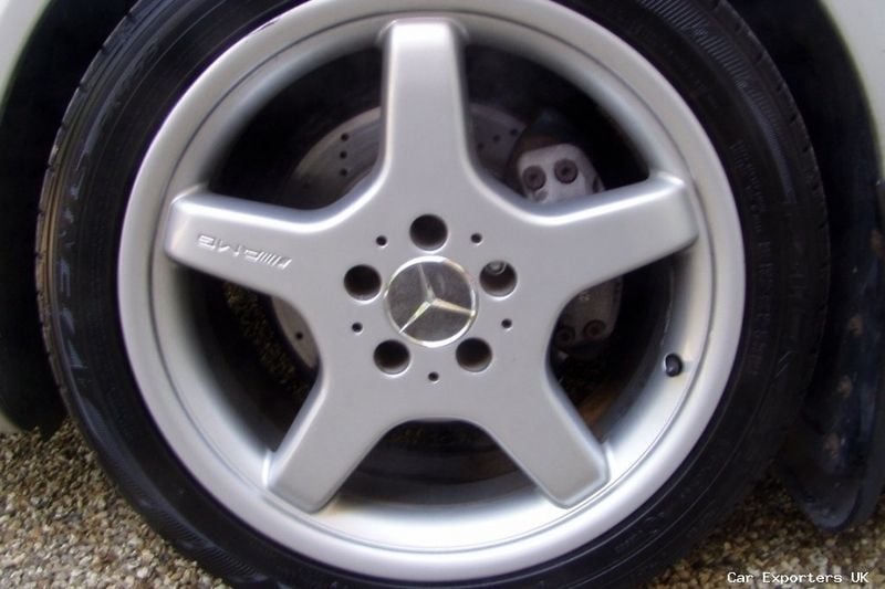 Used Mercedes SL350 245 HP (180 kW) 2005 Cabriolet